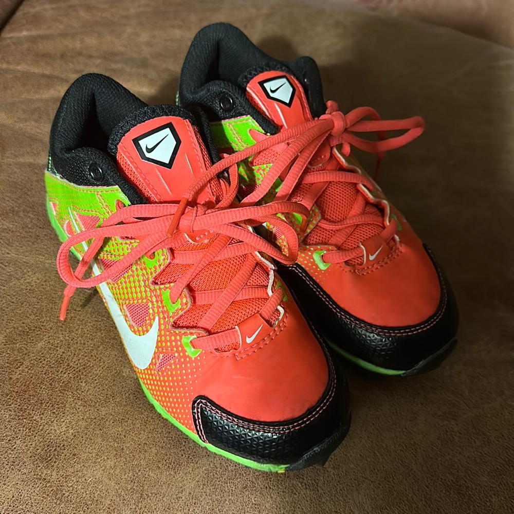 Unisex NIKE Cleats